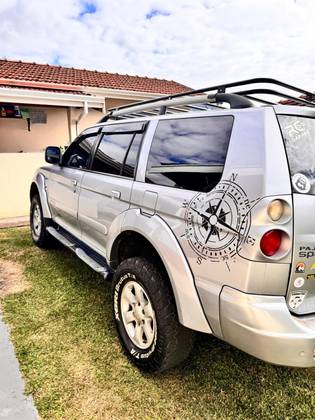 MITSUBISHI PAJERO SPORT 3.5 HPE 4X4 V6 24V GASOLINA 4P AUTOMÁTICO MITSUBISHI PAJERO SPORT 3.5 HPE 4X4 V6 24V GASOLINA 4P AUTOMÁTICO